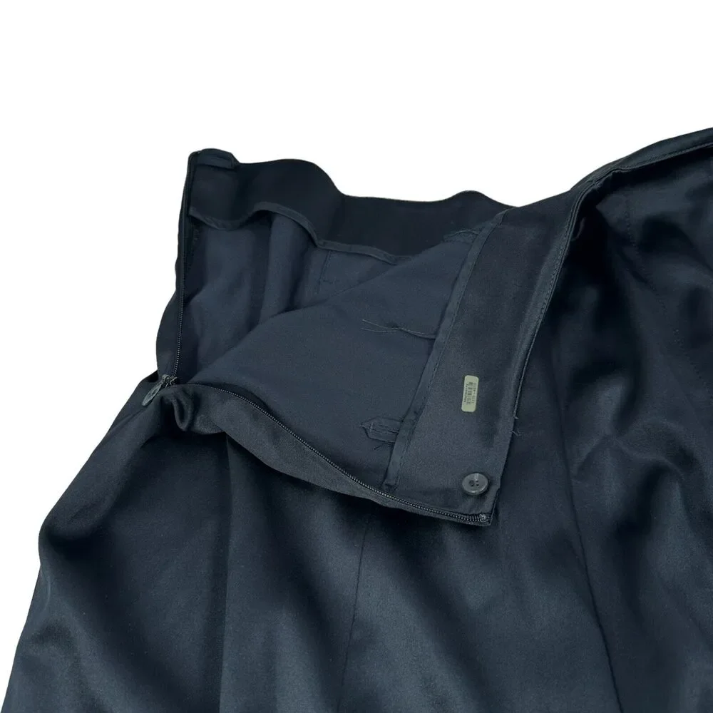 Akris Dress Pants Women's 8 Black Silk Pleated Straight Leg Side Closure‎ Zipper